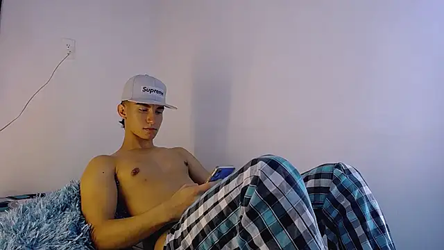 BabyAndy_ – Naživo XXX chat