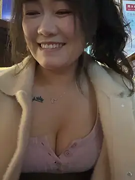 Molly-xiao Adlı Modelin Web Kamerası Şovu