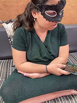 Iampriyaaa15's Webcam Show