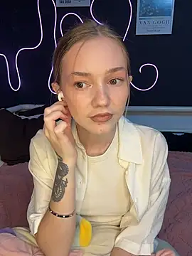 XXX chat uživo modela MilaMoone