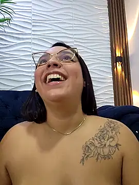 XXX chat uživo modela LizzRouse