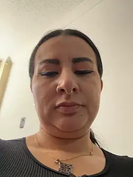 Abril_Luv Obrolan Langsung XXX