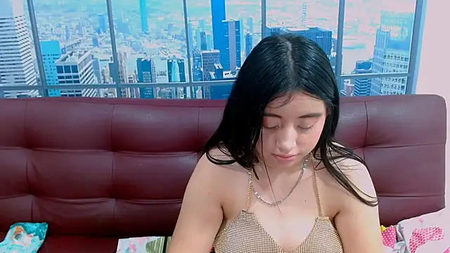 angelhotlatina18のライブXXXチャット