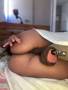 Živý XXX chat ROUSSH