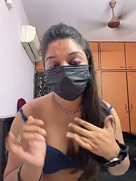 Sirishateluguammai: διαδικτυακό σόου στην κάμερα