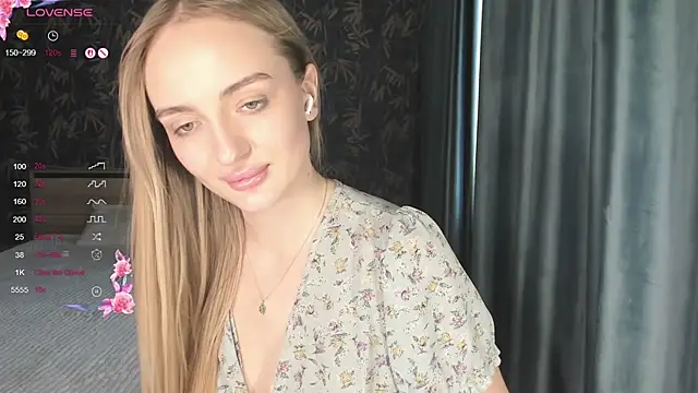 A_delina Chat XXX live