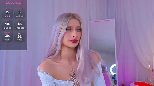 Monica_Leen Webcamshow