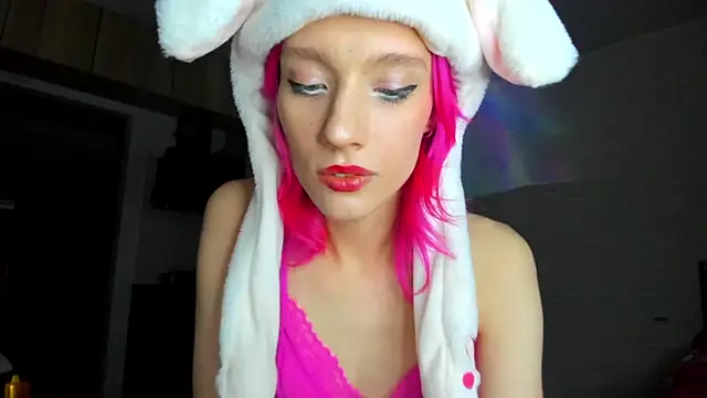 _Alice_Kitty webcam show