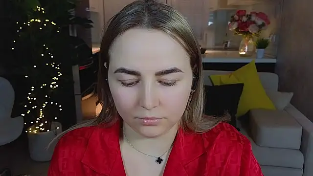 XXX chat uživo modela Mira_Mermayd