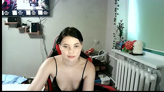 دردشة EllisKiss الجنسية المباشرة