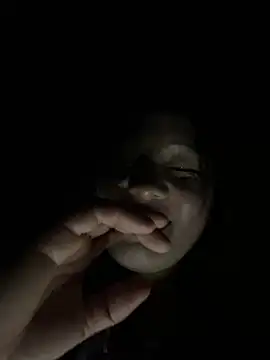 phungtiti's Live XXX Chat