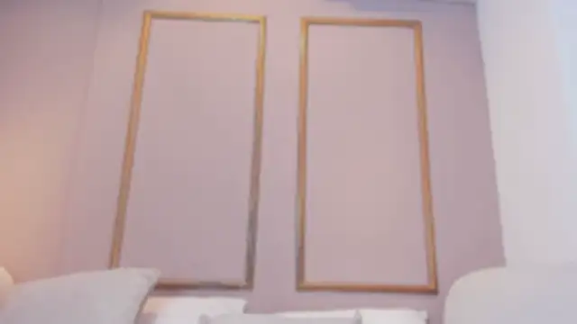 LisaLain Chat XXX live