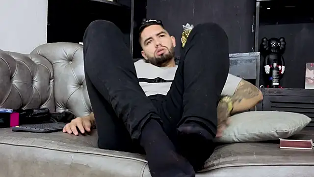 Pokazy przed kamerką – matteosantos