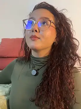 kittysophie_ Adlı Modelin Canlı XXX Sohbeti