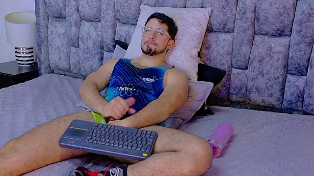 Chat XXX en directo de NICK_MOSS_