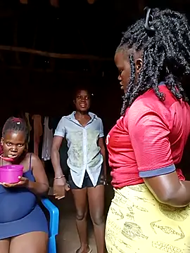 holygrail001 – Live XXX-chat