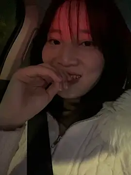 littleqiu Adlı Modelin Canlı XXX Sohbeti