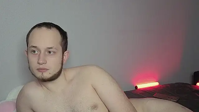 Chat XXX en directo de Pearl_couple