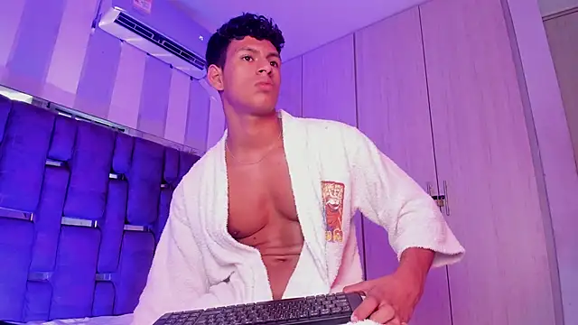 DomenicoRey 现场XXX聊天