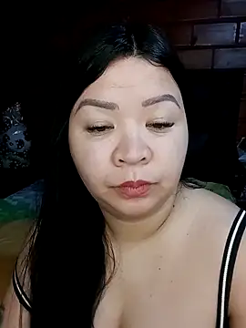 Chantal_lopez Adlı Modelin Canlı XXX Sohbeti