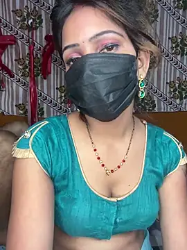 CUTI-NAINA Live XXX Chat