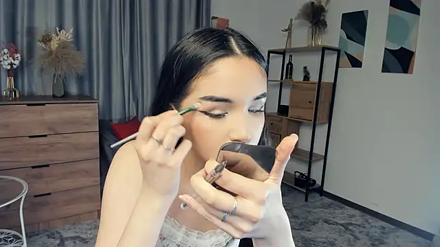 AvantgardAlone Chat XXX in diretta