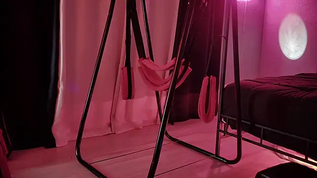 Chat XXX Live bellaskeykeeper