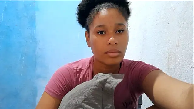 แชท XXX สดของ MadelynStamant