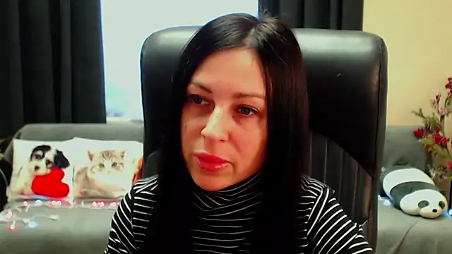 Chat XXX en directo de SweetLouise_