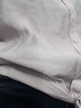 Chat +18 de Laxmi_89 ao vivo