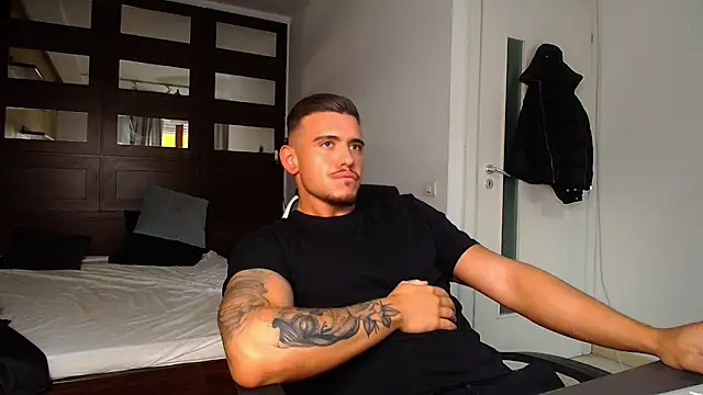 Chat XXX Live ElijahThorne