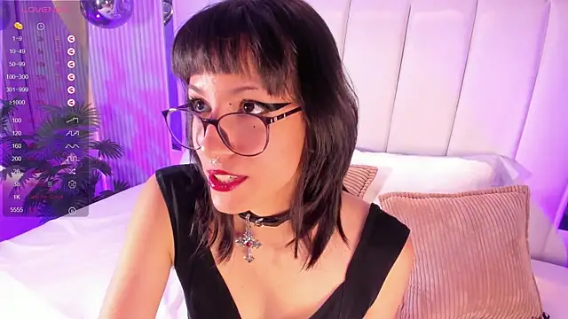 ViolettaColinss' Webcam Show