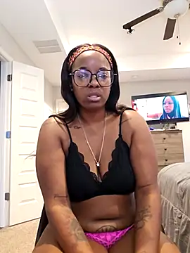 Kourtneyk's Live XXX Chat