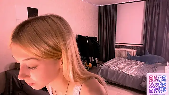 Chat +18 de TaliCaan ao vivo