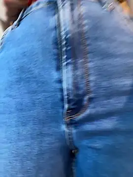 didihairypussy's Live XXX Chat