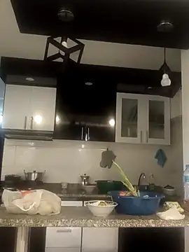 sirena_dorada29 Adlı Modelin Canlı XXX Sohbeti