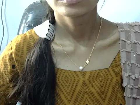 Kulsum_SのライブXXXチャット