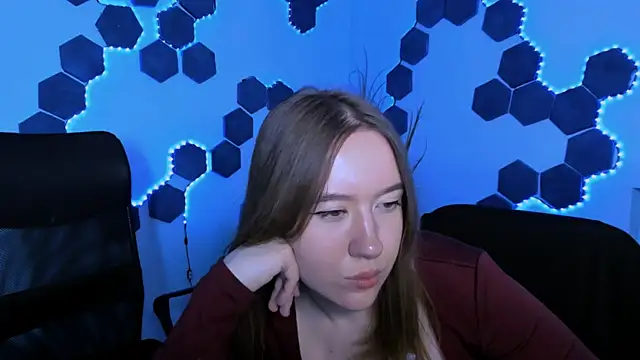 casey_meow_ Adlı Modelin Canlı XXX Sohbeti