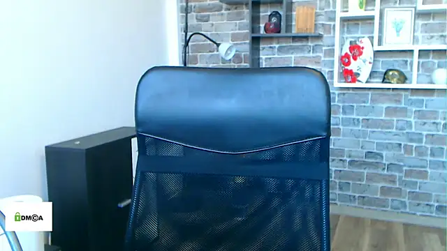 angel_devil_milf élő XXX-chatje