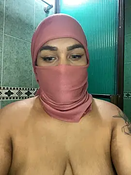 kadira6_: διαδικτυακό σόου στην κάμερα