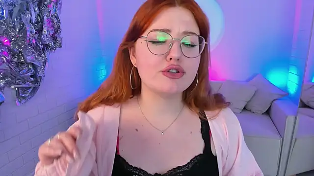 แชท XXX สดของ StaceyJensen