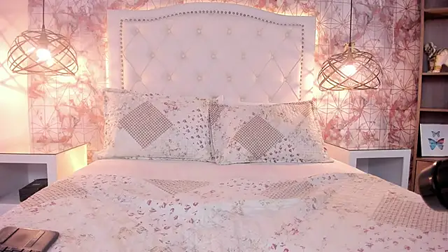 ScarletMore Adlı Modelin Canlı XXX Sohbeti