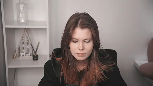 XXX chat uživo modela MarnieWootan