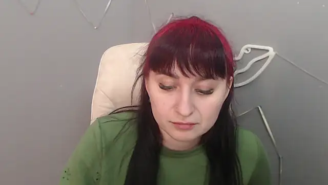 XXX chat uživo modela NinaFlawlees