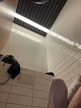 Holly_Play Live XXX-chat