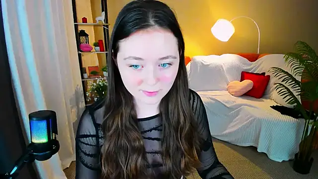 Pertunjukan Kamera Web AlluringLookk