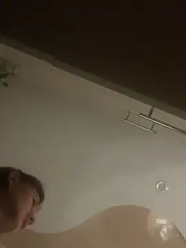 Flossy_Vettie Adlı Modelin Canlı XXX Sohbeti