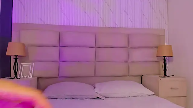 CarolineFyre Live XXX-chat