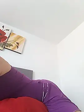 katysquirtdirty – Naživo XXX chat