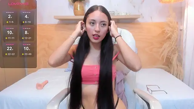 Lasira_Thill: онлайн-секс-чат